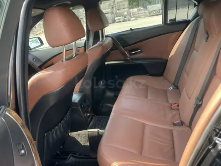 BMW 530 2005 года за 6 100 000 тг. в Алматы – фото 7