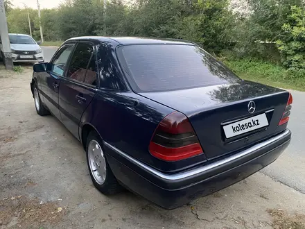 Mercedes-Benz C 180 1994 года за 1 650 000 тг. в Костанай – фото 4