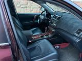 Toyota Highlander 2012 годаүшін13 000 000 тг. в Семей – фото 3