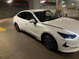 Hyundai Sonata 2022 года за 12 999 000 тг. в Алматы – фото 2