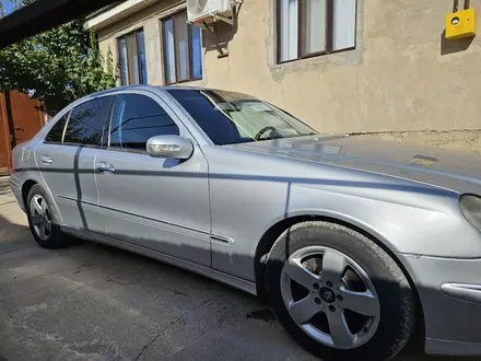 Mercedes-Benz E 320 2002 года за 5 500 000 тг. в Шымкент – фото 6