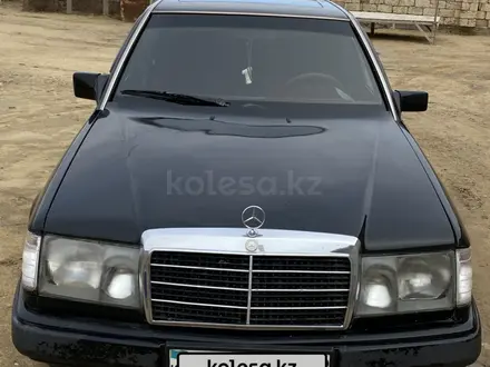 Mercedes-Benz E 220 1992 года за 1 600 000 тг. в Актау – фото 13