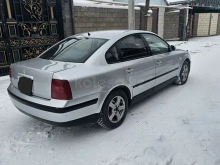 Volkswagen Passat 1998 года за 1 300 000 тг. в Тараз – фото 3