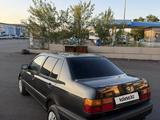 Volkswagen Vento 1994 года за 1 100 000 тг. в Караганда – фото 3
