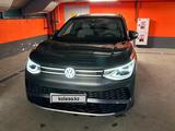 Volkswagen ID.6 2022 года за 16 800 000 тг. в Алматы