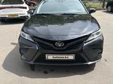 Toyota Camry 2019 года за 11 990 000 тг. в Астана – фото 4