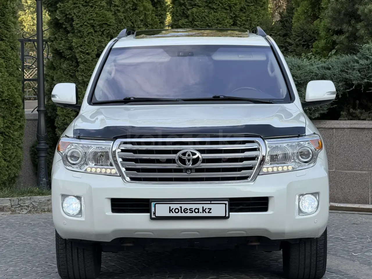 Toyota Land Cruiser, 2012