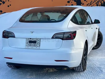 Tesla Model 3 2021 года за 15 500 000 тг. в Караганда – фото 2
