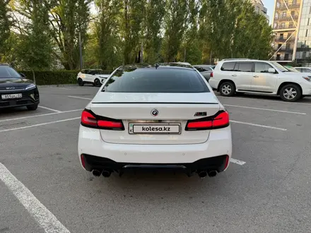 BMW M5 2022 года за 49 900 000 тг. в Алматы – фото 7