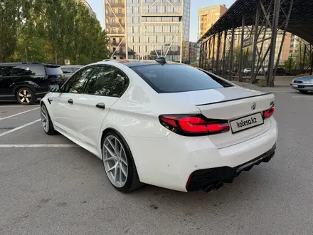 BMW M5 2022 года за 49 900 000 тг. в Алматы – фото 9