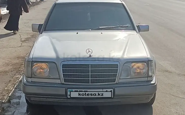 Mercedes-Benz E 220 1994 годаүшін2 000 000 тг. в Кызылорда