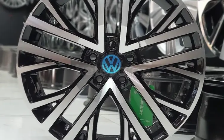 R17. VOLKSWAGEN POLO. за 200 000 тг. в Алматы