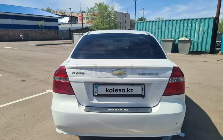 Chevrolet Aveo 2012 годаүшін2 600 000 тг. в Караганда