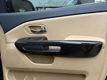 Kia Carnival 2015 года за 11 400 000 тг. в Шымкент – фото 31