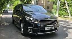 Kia Carnival 2015 года за 10 600 000 тг. в Шымкент