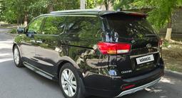 Kia Carnival 2015 года за 10 600 000 тг. в Шымкент – фото 5
