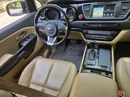 Kia Carnival 2015 года за 11 400 000 тг. в Шымкент – фото 11