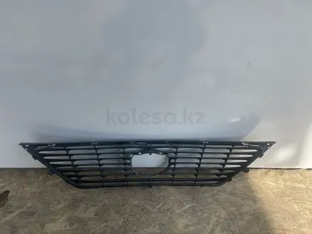 Решетка радиатора бу оригинал за 45 000 тг. в Алматы – фото 2