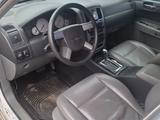 Chrysler 300C 2004 годаүшін1 700 000 тг. в Костанай – фото 5