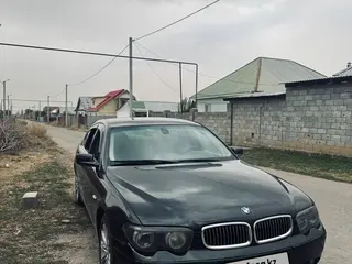 BMW 745