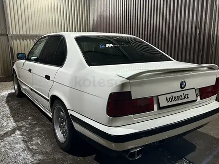 BMW 520 1993 года за 1 500 000 тг. в Сарыкемер – фото 3