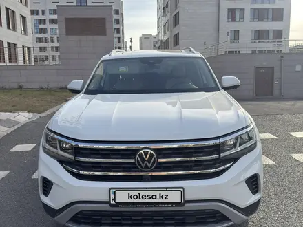Volkswagen Teramont 2022 года за 19 800 000 тг. в Астана