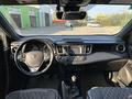 Toyota RAV4 2018 года за 8 000 000 тг. в Актобе – фото 5
