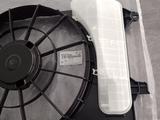 Диффузор радиатора Elantra CN7 20 за 16 400 тг. в Караганда – фото 3