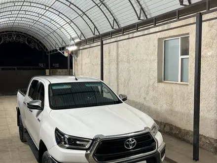 Toyota Hilux 2021 года за 20 000 000 тг. в Жанаозен – фото 4