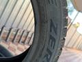 Зимнюю резину Pirelli Ice Zero 215/50 R17 в хорошем состоянии за 60 000 тг. в Алматы