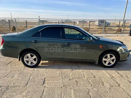 Toyota Camry 2004 года за 5 600 000 тг. в Актау – фото 4