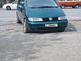 Volkswagen Sharan 1997 года за 2 400 000 тг. в Тараз – фото 3