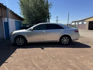 Toyota Camry, 2010