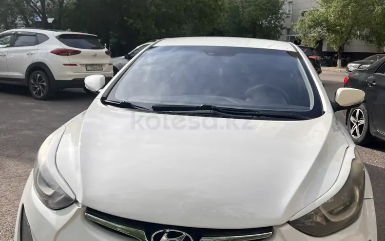 Hyundai Elantra 2015 годаүшін5 600 000 тг. в Астана