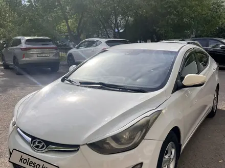 Hyundai Elantra 2015 года за 5 600 000 тг. в Астана – фото 4