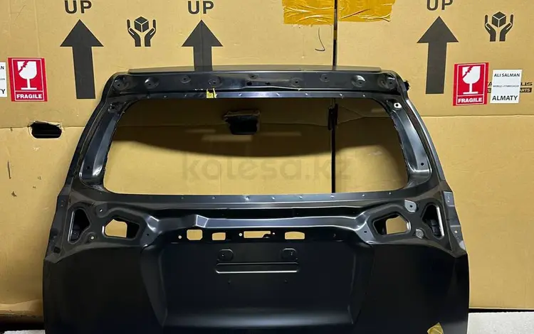 Дверь Багажника RAV4 2013-2019 за 10 000 тг. в Алматы