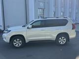 Toyota Land Cruiser Prado 2018 годаүшін21 790 000 тг. в Петропавловск – фото 2