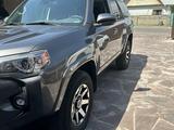 Toyota 4Runner 2021 года за 25 500 000 тг. в Алматы – фото 2