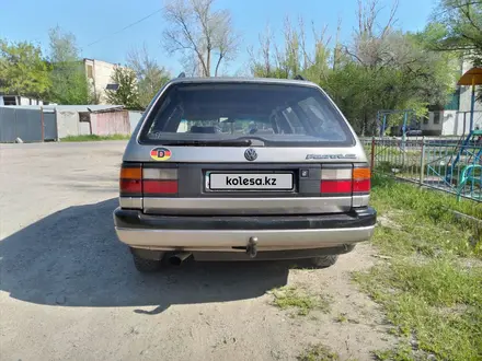 Volkswagen Passat 1993 года за 1 600 000 тг. в Тараз – фото 5