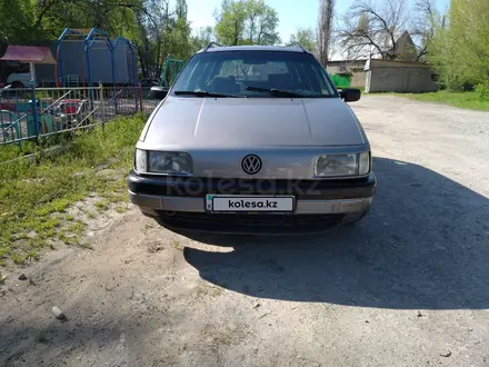 Volkswagen Passat 1993 года за 1 600 000 тг. в Тараз – фото 6