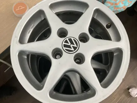 Титанки на 14 за 90 000 тг. в Астана