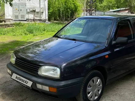 Volkswagen Golf 1993 годаүшін1 280 000 тг. в Усть-Каменогорск – фото 7