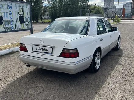 Mercedes-Benz E 320 1995 года за 4 000 000 тг. в Шымкент – фото 4