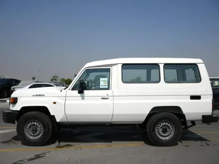 Toyota Land Cruiser 2024 года за 35 000 000 тг. в Алматы