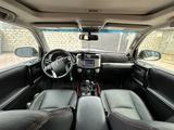 Toyota 4Runner 2015 года за 21 500 000 тг. в Актобе – фото 4