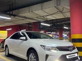 Toyota Camry 2015 года за 11 250 000 тг. в Астана – фото 5