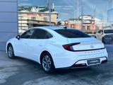 Hyundai Sonata 2023 года за 11 000 000 тг. в Шымкент – фото 2