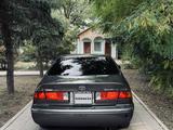 Toyota Camry 2000 годаүшін3 000 000 тг. в Узынагаш – фото 2