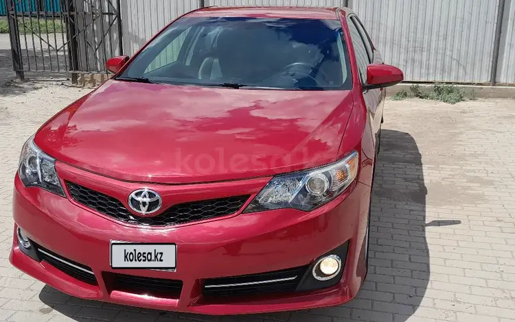 Toyota Camry 2014 года за 6 600 000 тг. в Актобе