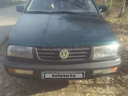 Volkswagen Vento 1995 года за 900 000 тг. в Караганда – фото 5